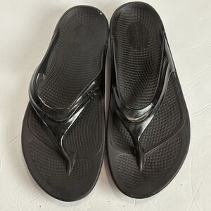 OOFOS Recovery Oolala Luxe Women’s 42 Size 11 Black Flip Flop Thong Sandals